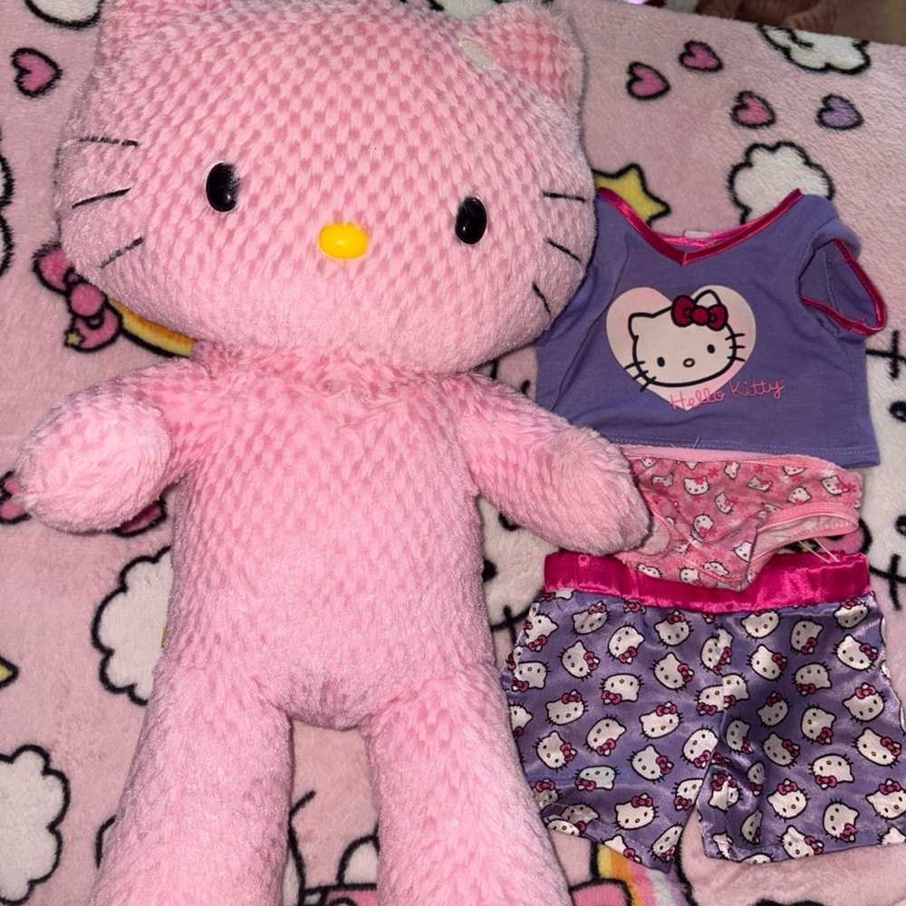 Hello kitty build a bear